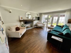 Photo 8- click for photo gallery